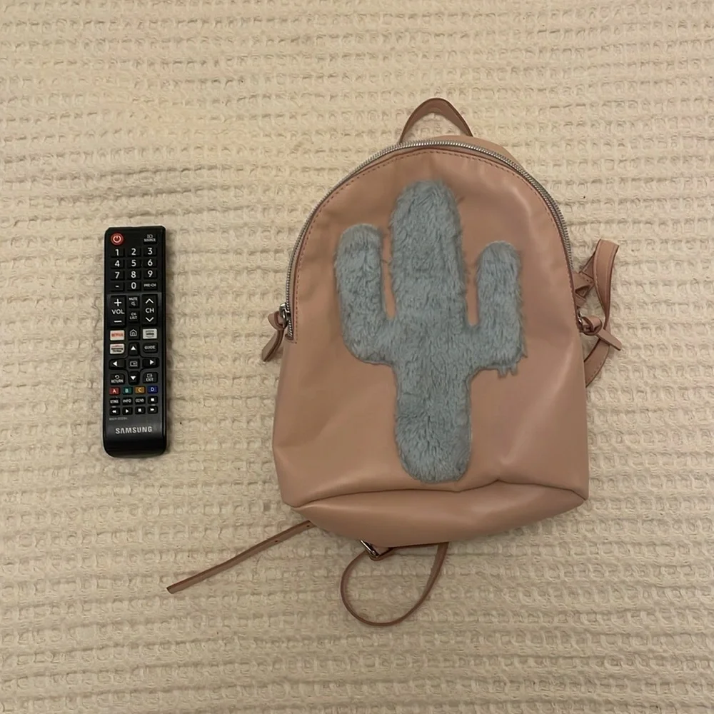 Cactus Mini Backpack - Picture 4 of 4